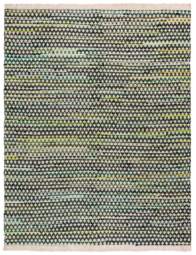 Safavieh Montauk 6'-0" x 9'-0" Rug in Green / Ivory