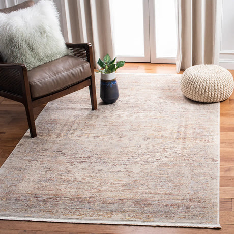 Safavieh Marvel 5'-1" x 7'-6" Rug in Beige / Gold
