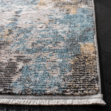 Safavieh Shivan 4'-0" x 6'-0" Rug in Grey / Blue
