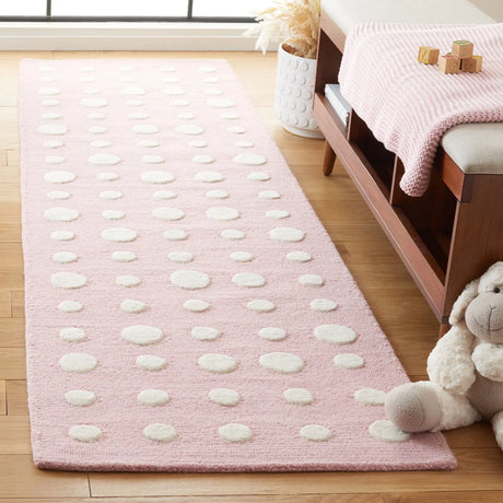 Safavieh Safavieh Kids 2'-3" x 8'-0" Rug in Pink / Ivory