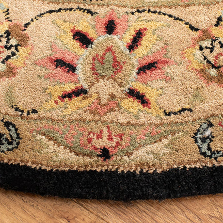 Safavieh Heritage 6'-0" x 6'-0" Rug in Black / Beige