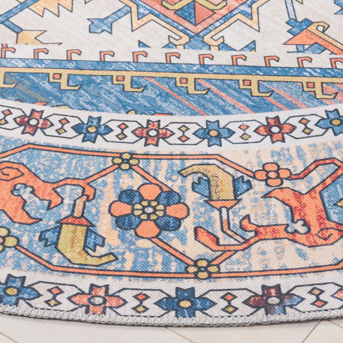 Safavieh Arizona 6'-0" x 6'-0" Rug in Rust / Navy