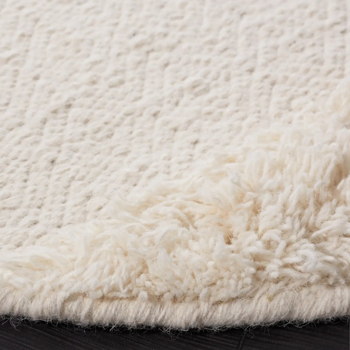 Safavieh Kenya 6'-0" x 6'-0" Rug in Ivory