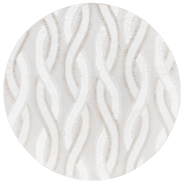 Safavieh Trends 6'-7" x 6'-7" Rug in Beige / Ivory