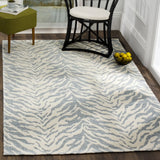 Safavieh Marbella 5'-0" x 8'-0" Rug in Blue / Ivory