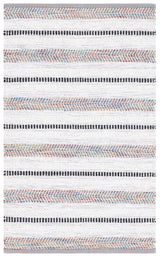 Safavieh Montauk 2'-0" x 3'-0" Rug in Grey / Ivory