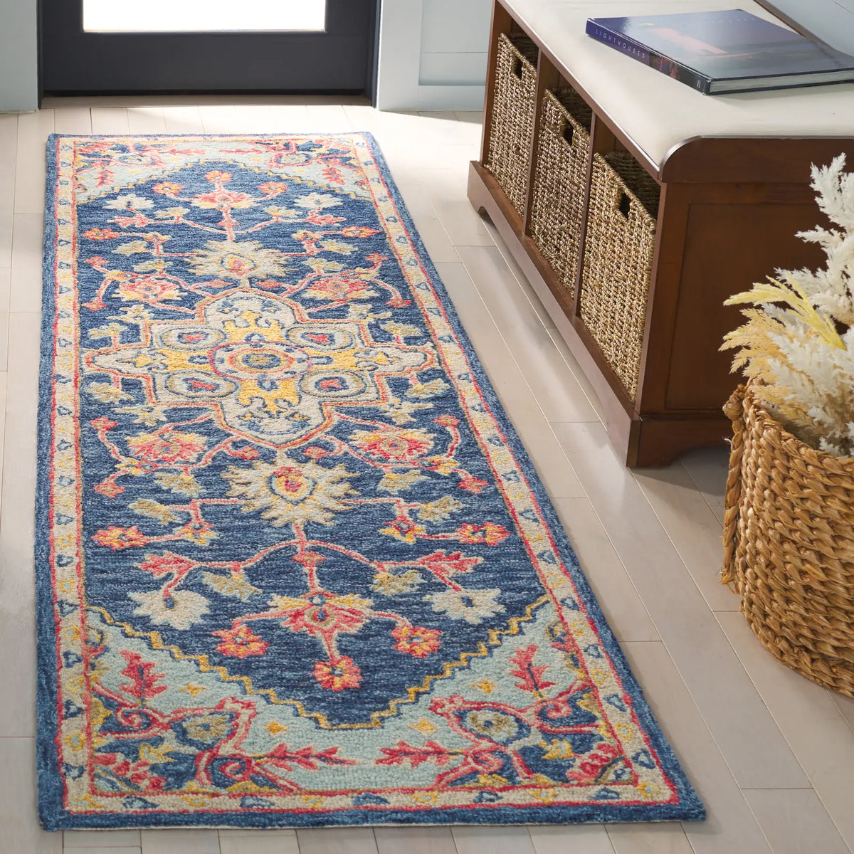 Safavieh Metro 2'-3" x 6'-0" Rug in Navy / Beige