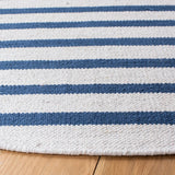Safavieh Montauk 6'-0" x 6'-0" Rug in Ivory / Navy