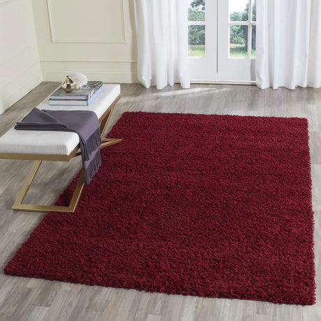 Safavieh Sga-Athens Shag 5'-1" x 7'-6" Rug in Red