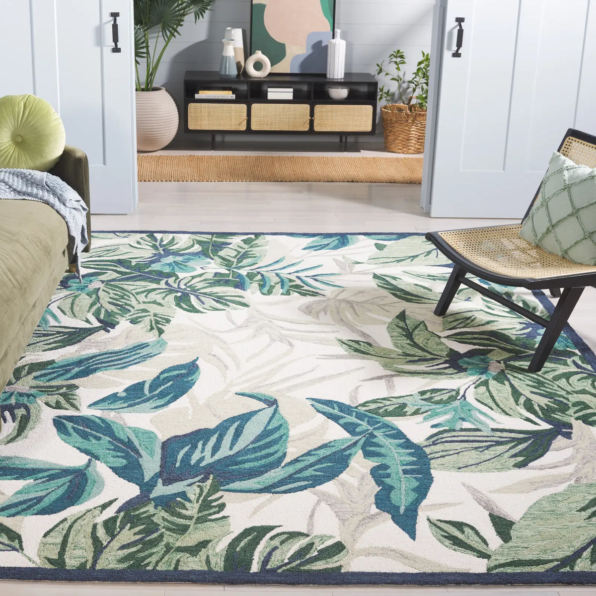 Safavieh Blossom 8'-0" x 10'-0" Rug in Ivory / Green
