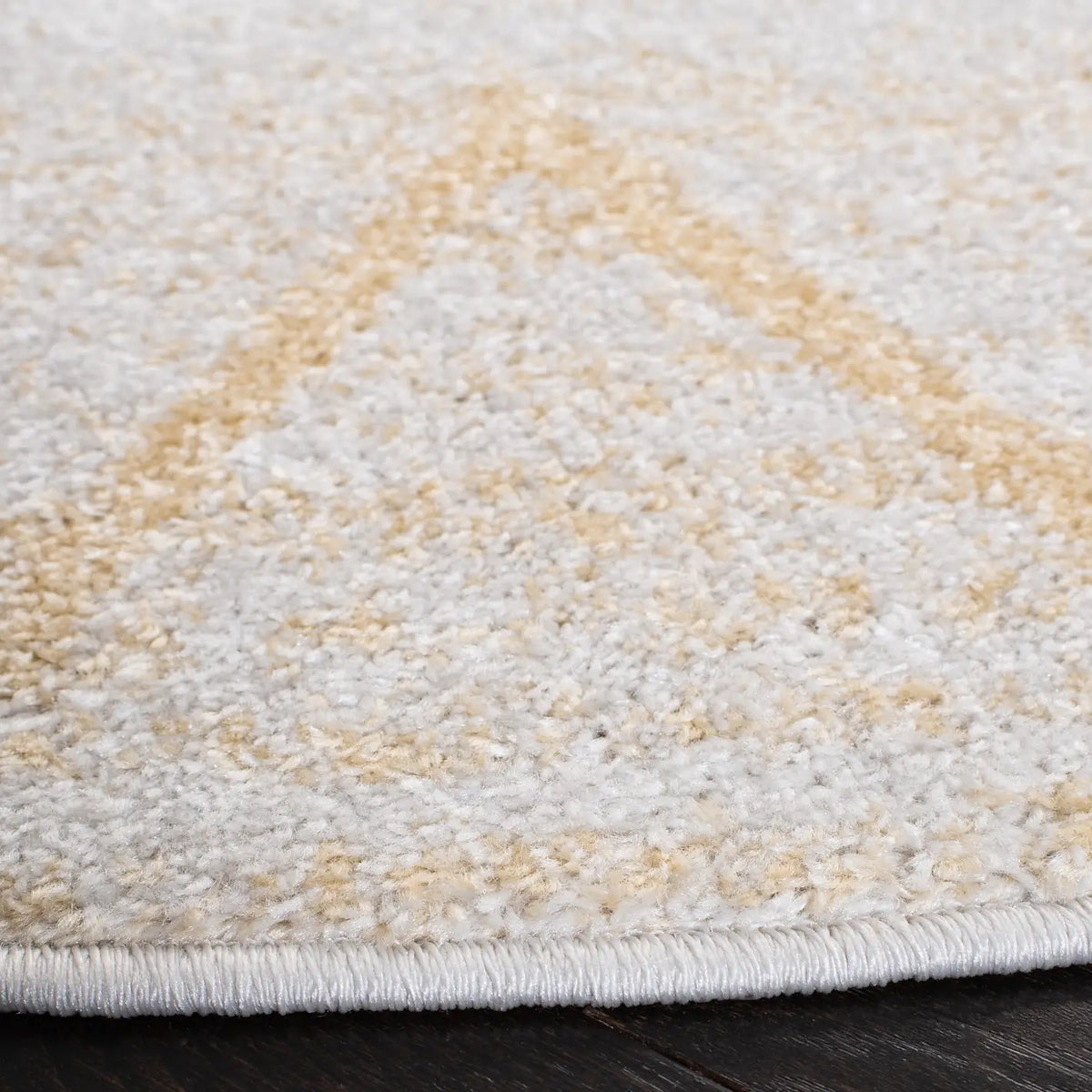 Safavieh Adirondack 6'-0" x 6'-0" Rug in Ivory / Gold