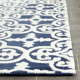 Safavieh Chatham 4'-0" x 6'-0" Rug in Dark Blue / Ivory