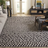 Safavieh Manhattan 6'-0" x 9'-0" Rug in Charcoal / Ivory