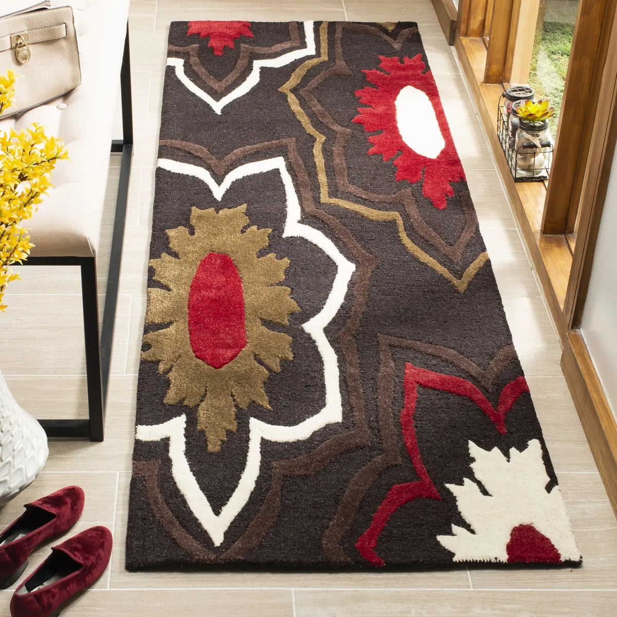 Safavieh Soho 2'-6" x 6'-0" Rug in Brown / Multi