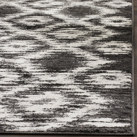 Safavieh Adirondack 5'-1" x 7'-6" Rug in Charcoal / Ivory