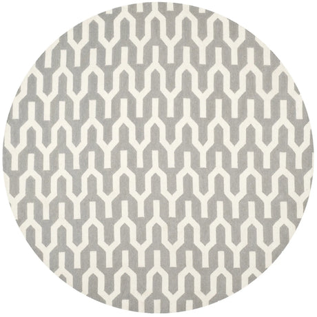 Safavieh Dhurries 7'-0" x 7'-0" Rug in Silver / Ivory