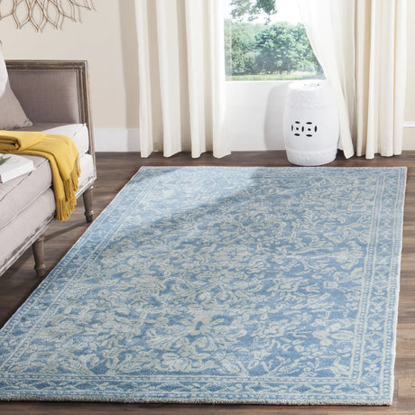 Safavieh Martha Stewart 5'-0" x 8'-0" Rug in Blue / Ivory