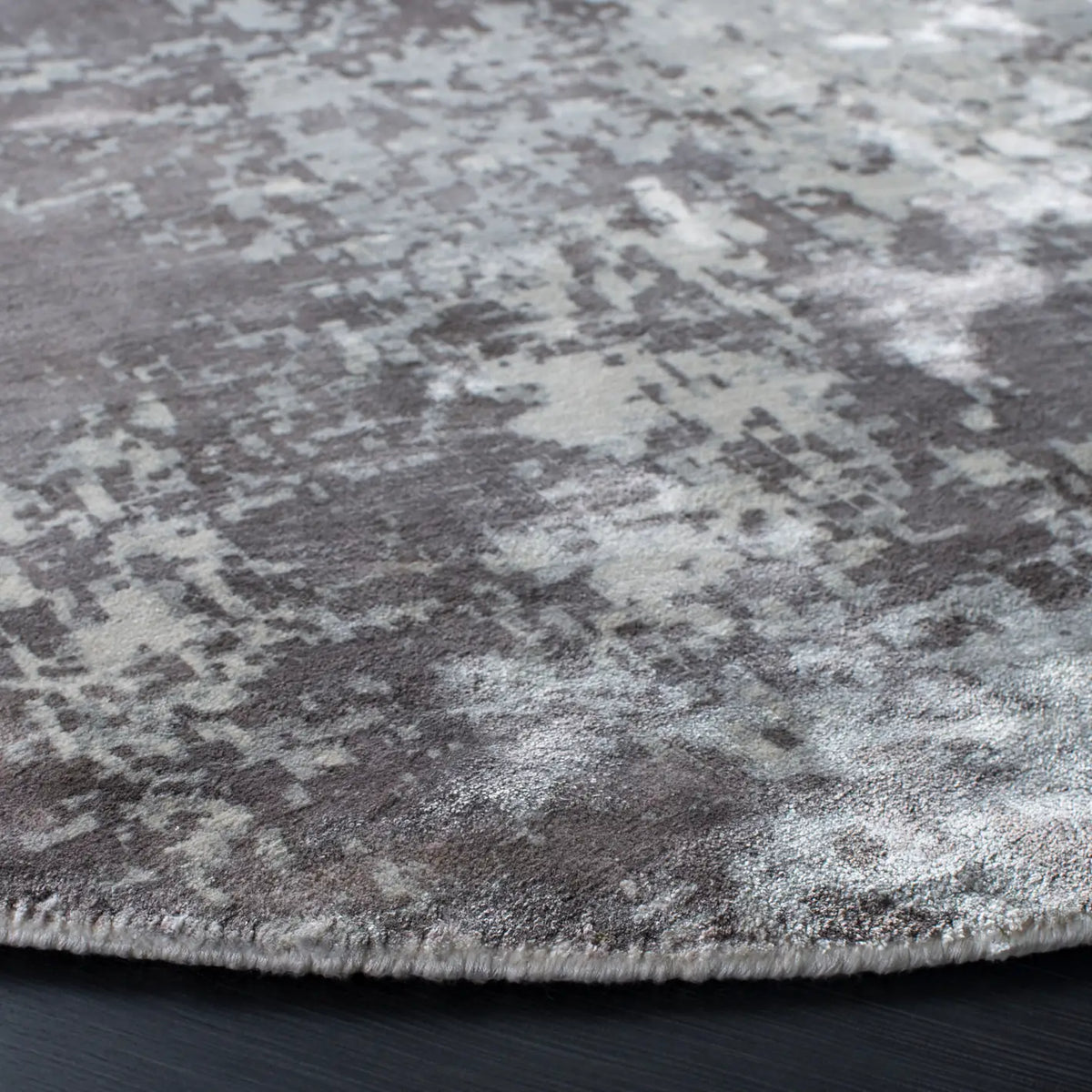 Safavieh Mirage 7'-0" x 7'-0" Rug in Grey