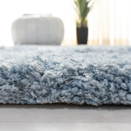 Safavieh Florence Shag 5'-0" x 8'-0" Rug in Light Blue