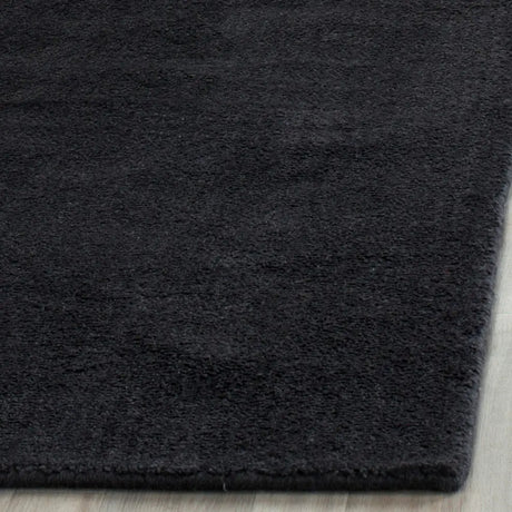 Safavieh Himalaya 2'-3" x 10'-0" Rug in Black