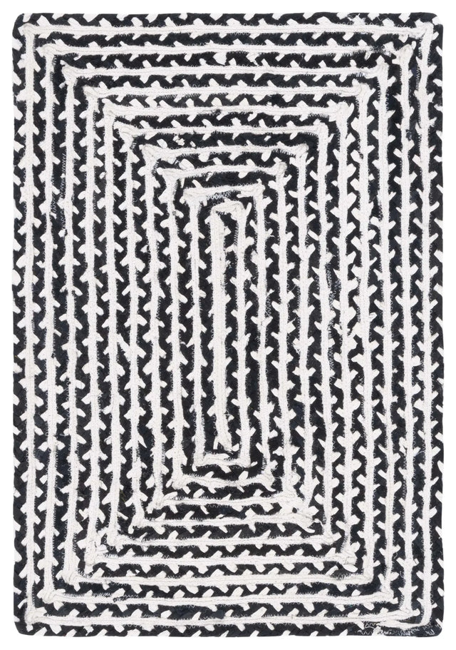 Safavieh Braided 2'-0" x 3'-0" Rug in Black / Ivory