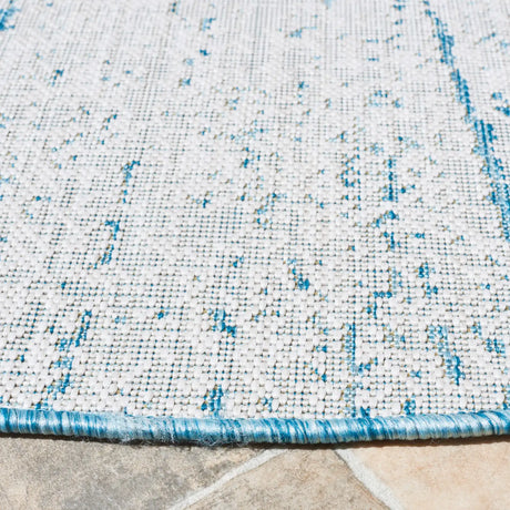 Safavieh Courtyard 6'-7" x 6'-7" Rug in Beige / Aqua