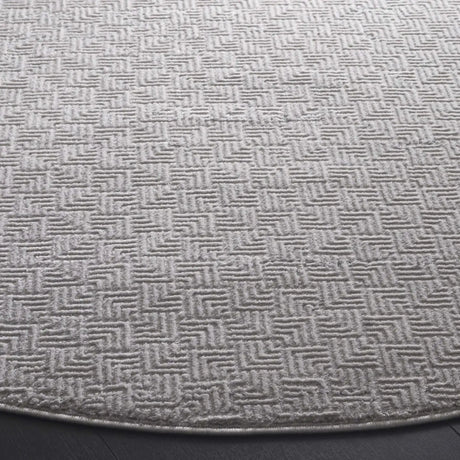 Safavieh Hanna 6'-7" x 6'-7" Rug in Grey / Ivory