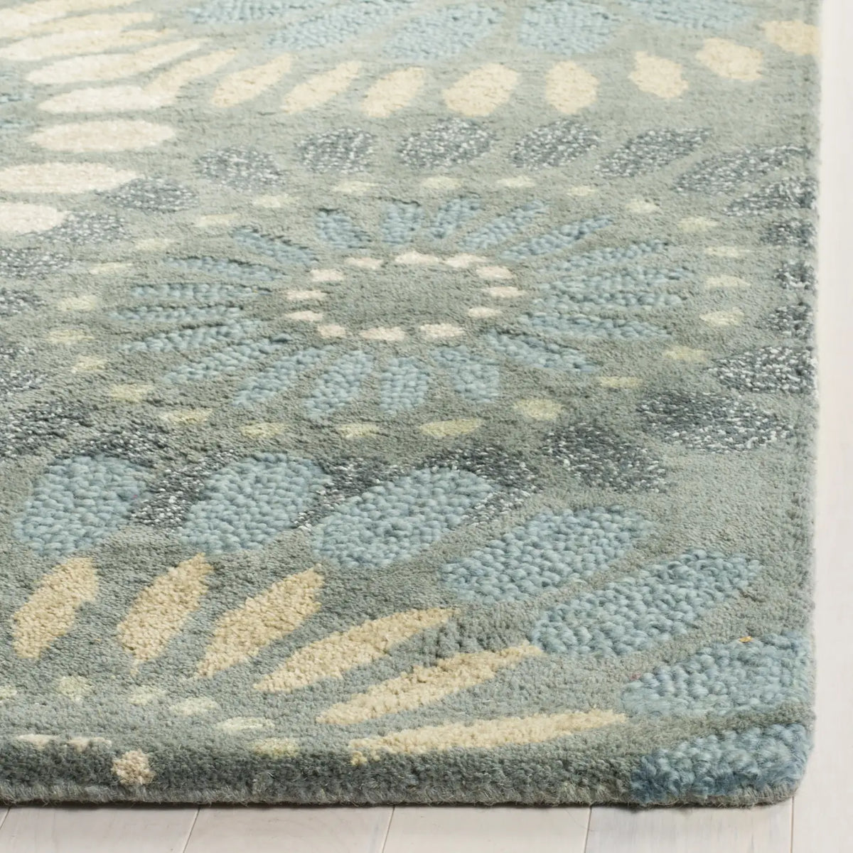 Safavieh Jardin 4'-0" x 6'-0" Rug in Grey / Blue