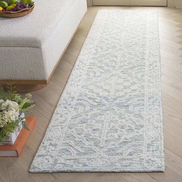 Safavieh Ebony 2'-3" x 9'-0" Rug in Ivory / Light Grey