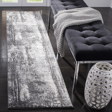 Safavieh Spirit 100 2'-0" x 8'-0" Rug in Dark Grey / Ivory