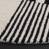 Safavieh Genre 6'-0" x 6'-0" Rug in Black / Ivory