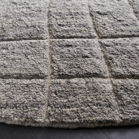 Safavieh Kenya 6'-0" x 6'-0" Rug in Dark Grey
