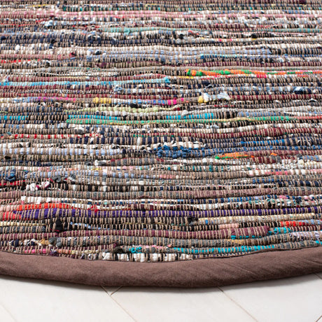 Safavieh Rag Rug 6'-0" x 6'-0" Rug in Rust / Multi