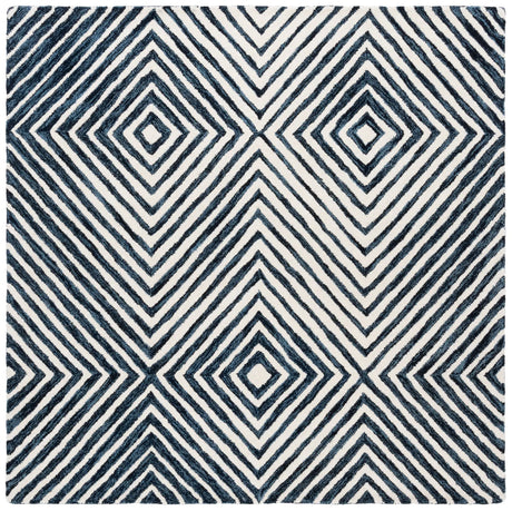 Safavieh Ebony 6'-0" x 6'-0" Rug in Navy / Ivory
