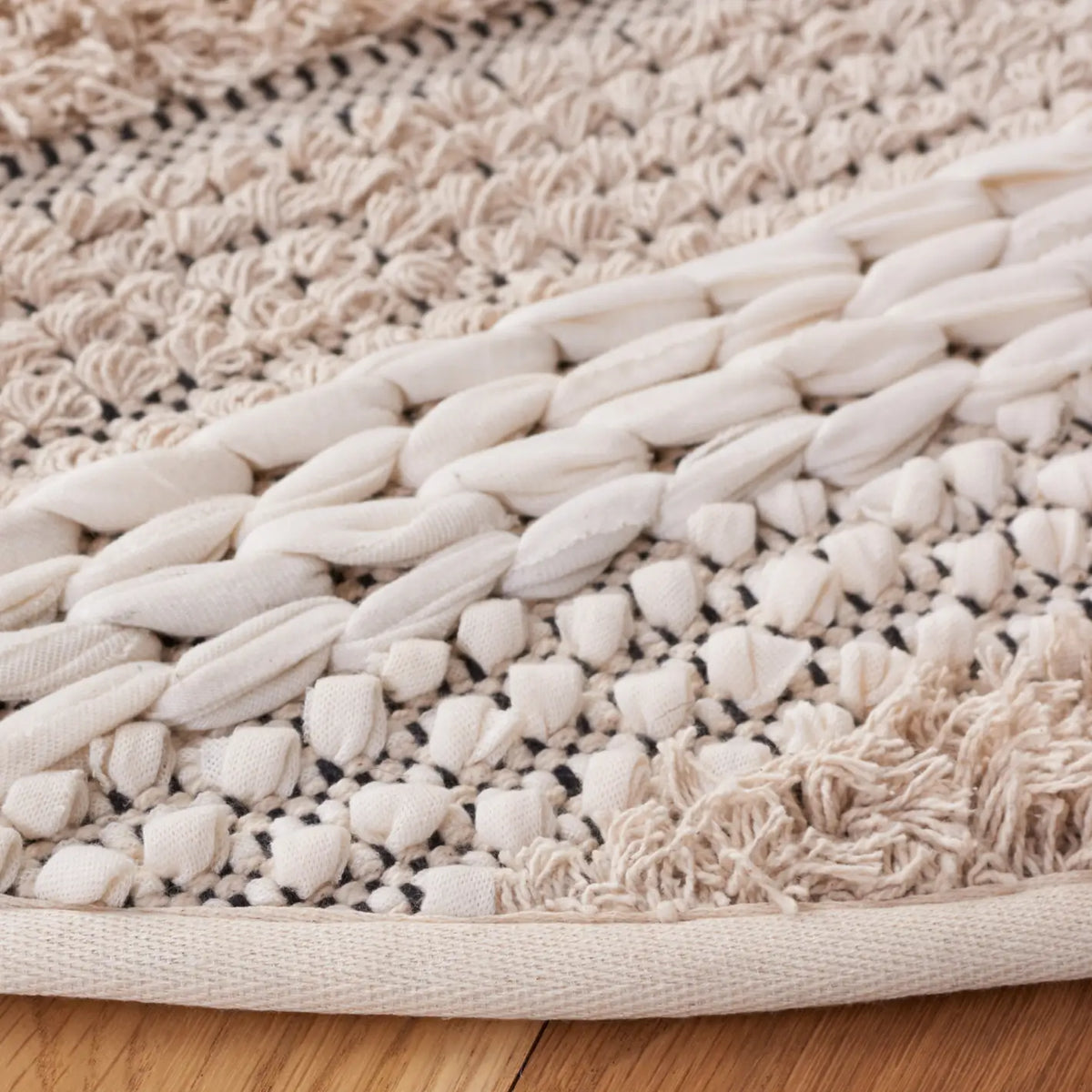 Safavieh Natura 6'-0" x 6'-0" Rug in Ivory