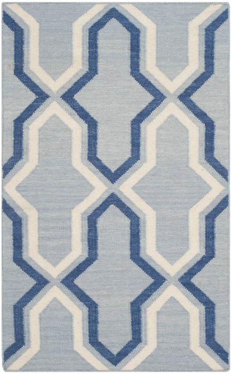 Safavieh Dhurries 2'-6" x 4'-0" Rug in Light Blue / Dark Blue