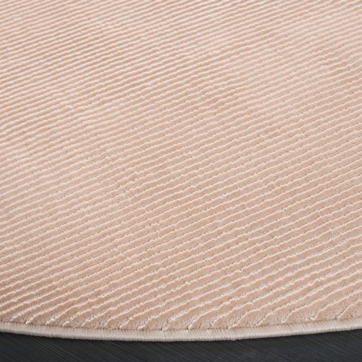 Safavieh Revive 6'-7" x 6'-7" Rug in Pink