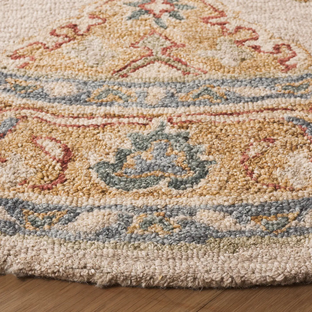 Safavieh Metro 6'-0" x 6'-0" Rug in Beige / Rust