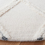 Safavieh Casablanca 6'-0" x 6'-0" Rug in Ivory