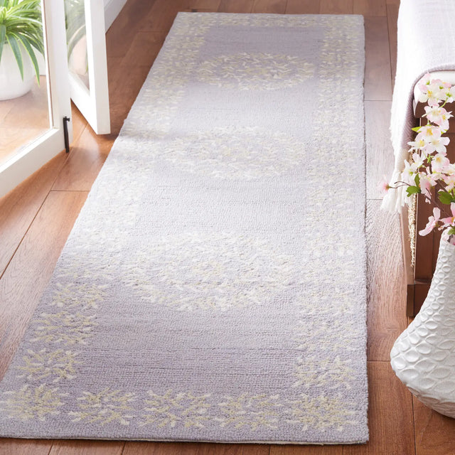 Safavieh Empire 2'-3" x 9'-0" Rug in Grey / Green
