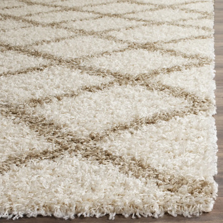 Safavieh Sgd-Dallas Shag 10'-0" x 14'-0" Rug in Ivory / Beige