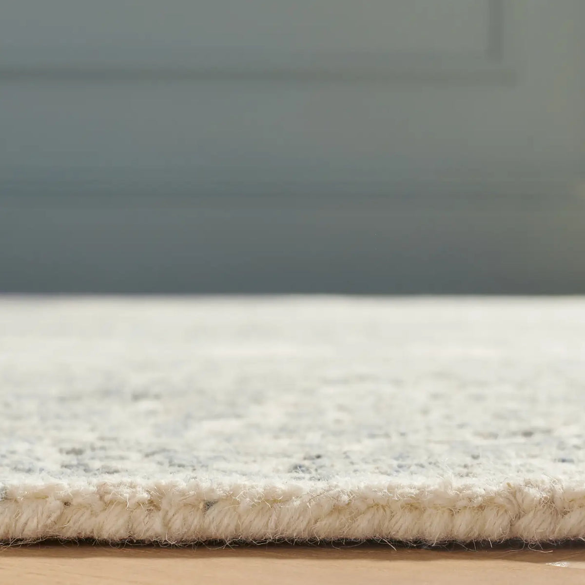 Safavieh Martha Stewart 300 6'-0" x 9'-0" Rug in Ivory / Blue