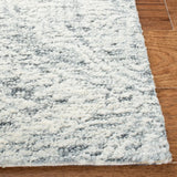 Safavieh Metro 4'-0" x 6'-0" Rug in Natural / Light Grey