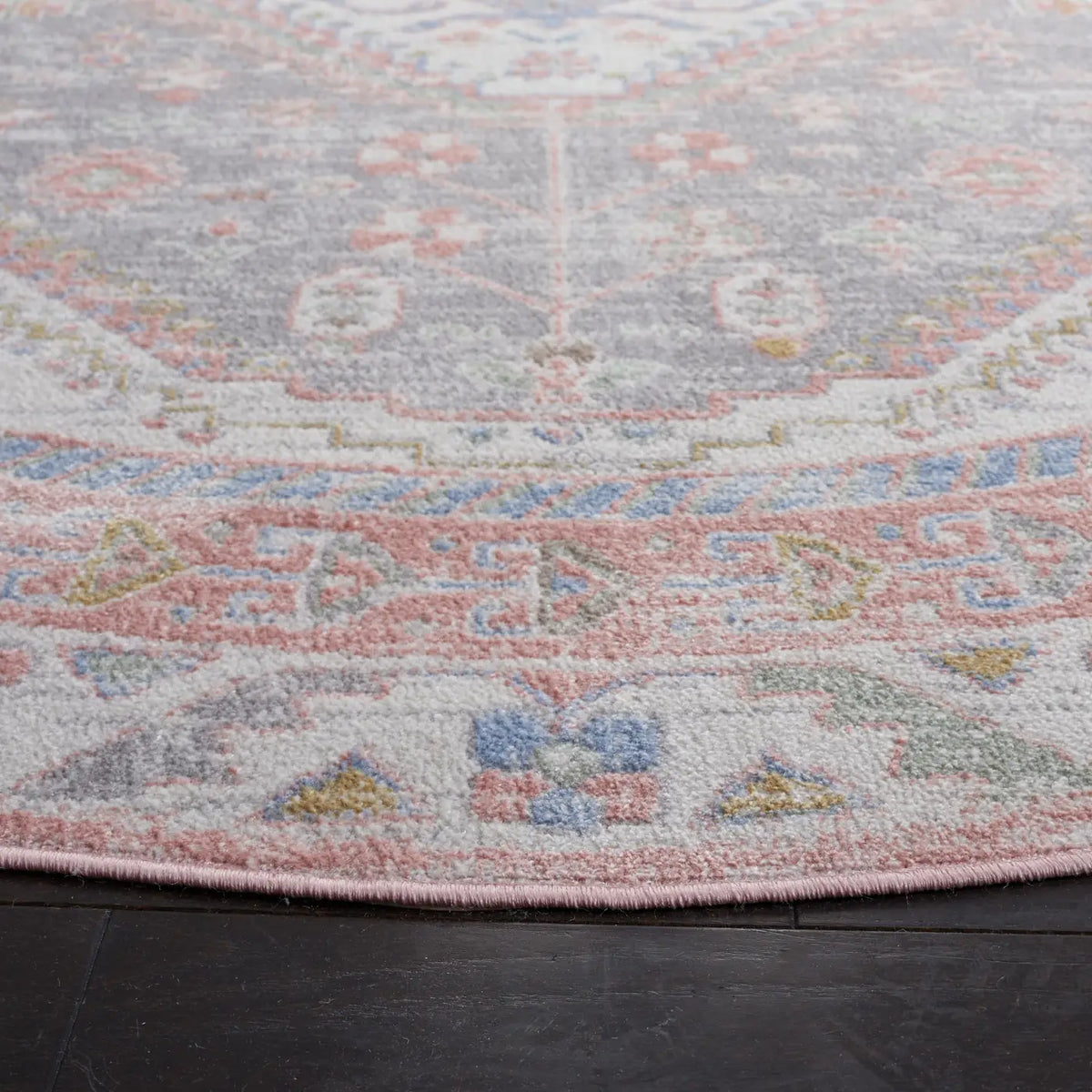 Safavieh Bayside 5'-3" x 5'-3" Rug in Ivory / Blue Pink