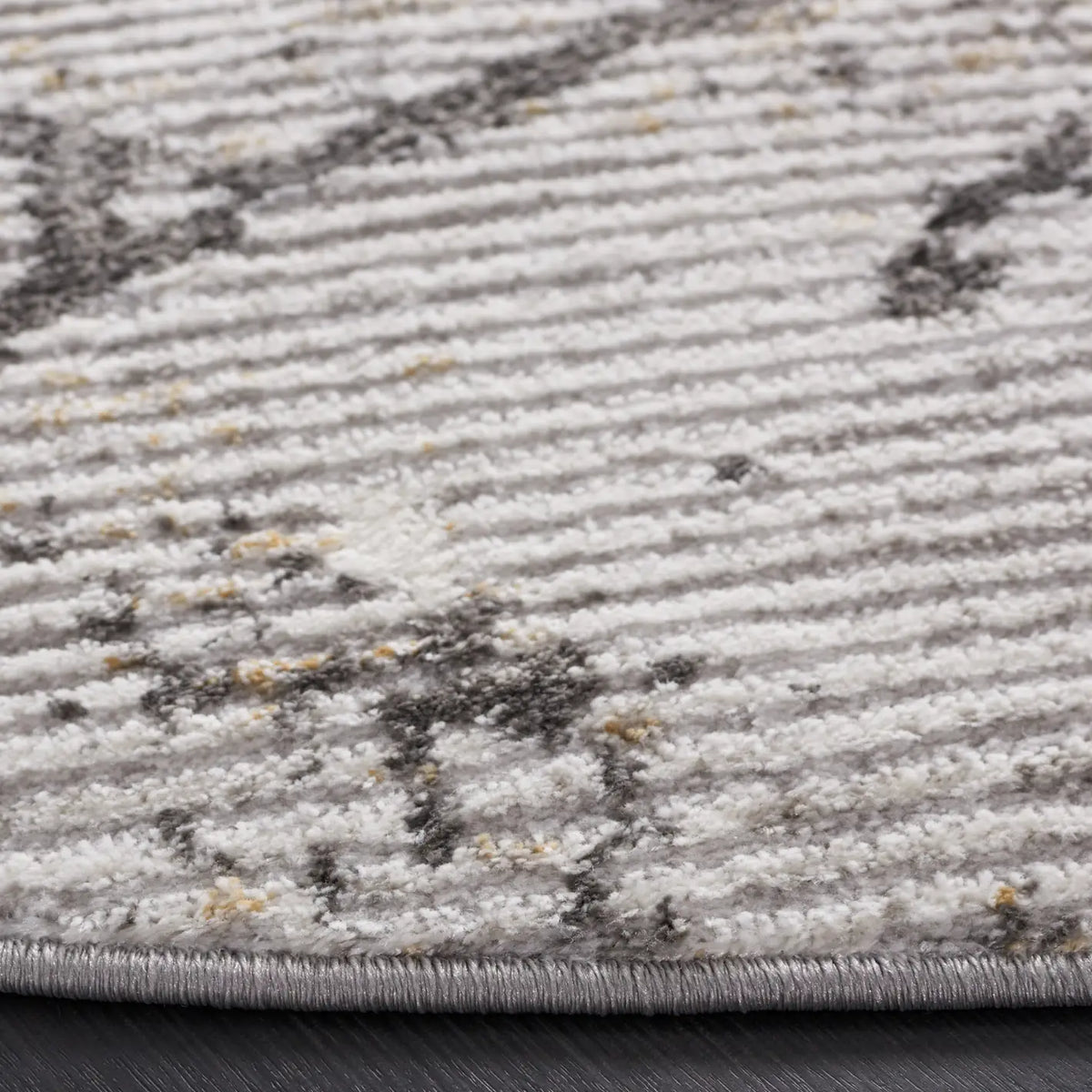 Safavieh Meadow 500 6'-7" x 6'-7" Rug in Light Grey / Dark Grey