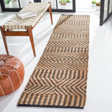 Safavieh Kilim 2'-3" x 7'-0" Rug in Natural / Black