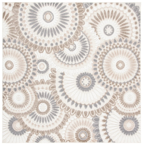 Safavieh Cabana 6'-7" x 6'-7" Rug in Grey / Ivory