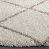 Safavieh Hudson Shag 5'-3" x 5'-3" Rug in Ivory / Beige