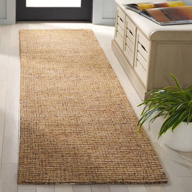 Safavieh Pine 2'-3" x 8'-0" Rug in Natural / Gold