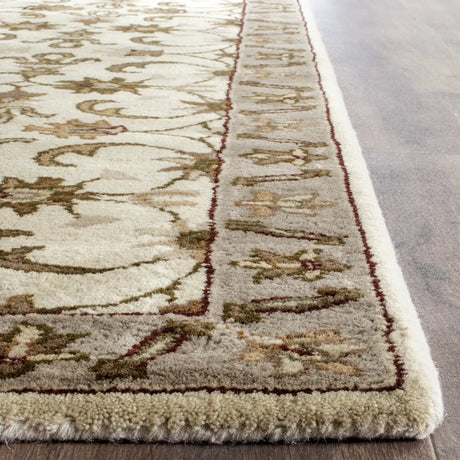Safavieh Royalty 2'-3" x 7'-0" Rug in Ivory / Dark Beig